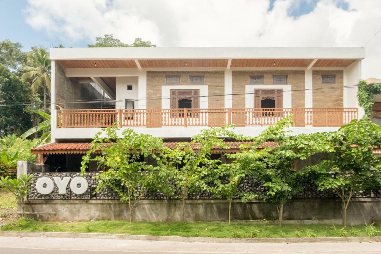 Hotel Batukaras Kalaras エクステリア 写真