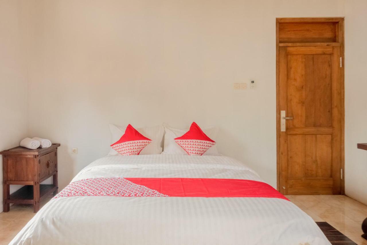 Hotel Batukaras Kalaras エクステリア 写真