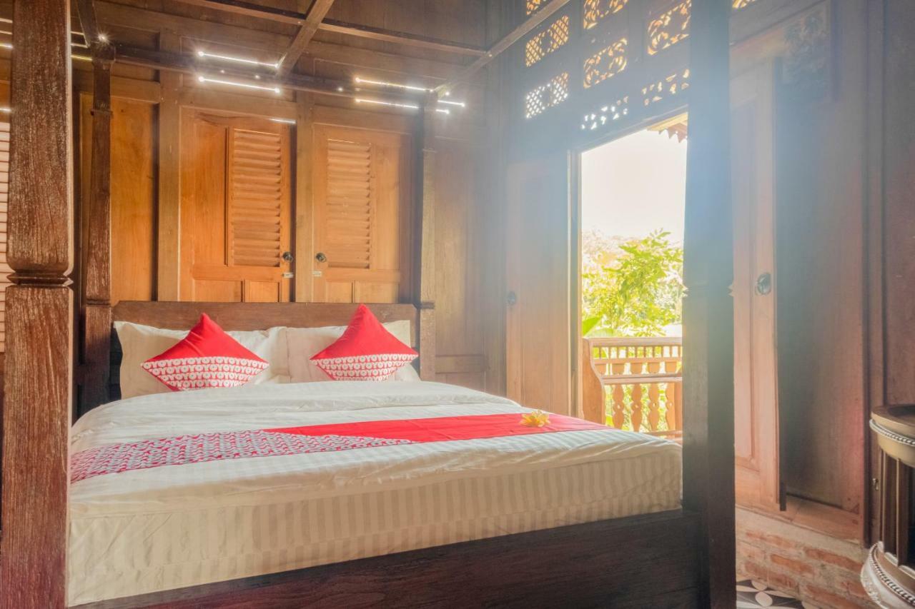 Hotel Batukaras Kalaras エクステリア 写真