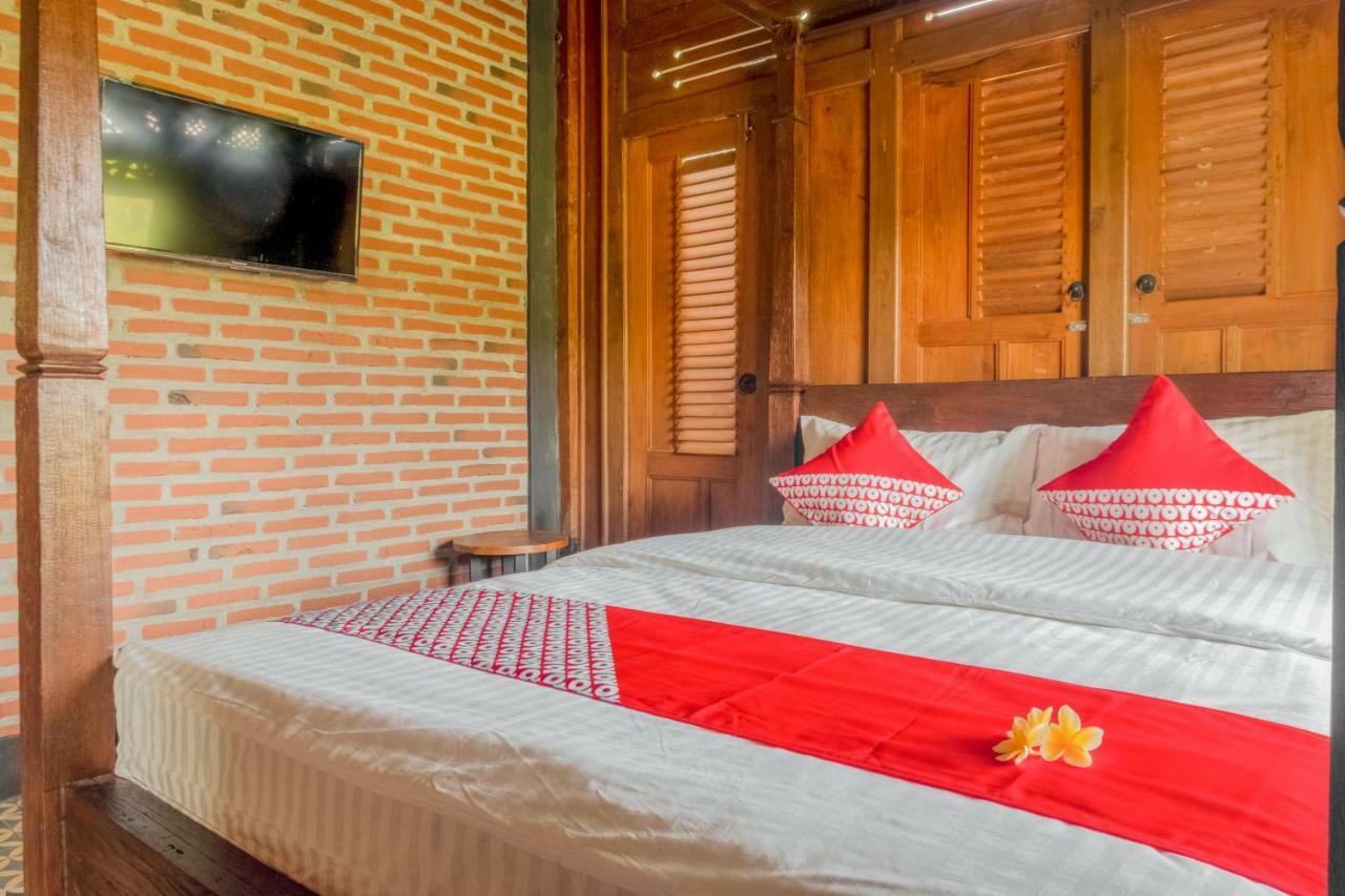 Hotel Batukaras Kalaras エクステリア 写真